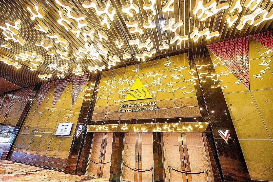 Exclusive Family Suites @ Sunway Pyramid Resort Petaling Jaya Bagian luar foto