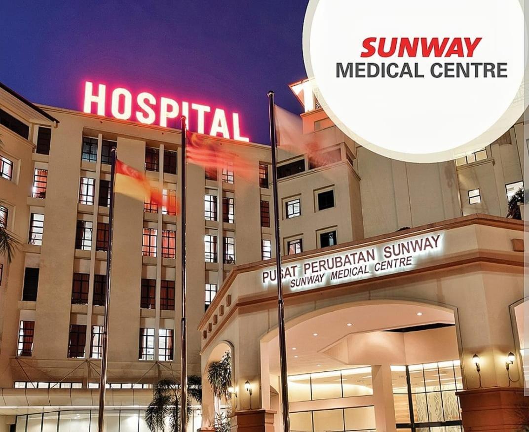 Exclusive Family Suites @ Sunway Pyramid Resort Petaling Jaya Bagian luar foto